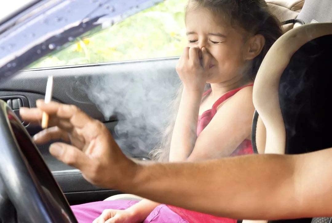 电子烟能在小孩面前抽吗