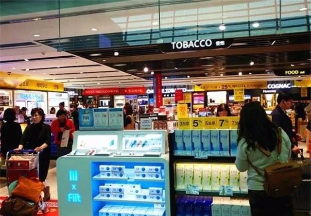 中国游客在韩国免税店大举购买加热不燃烧产品！
